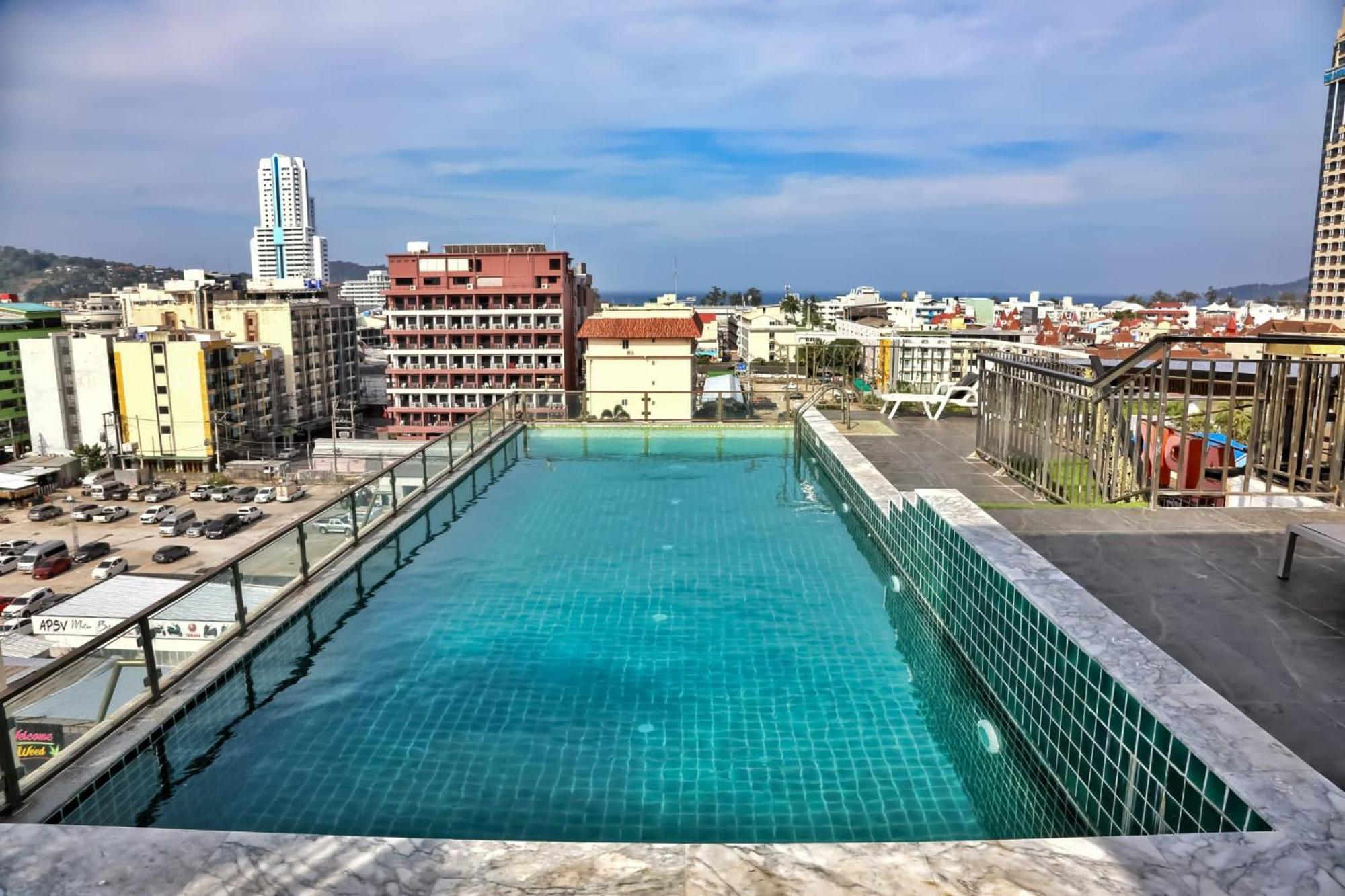 Cocoon Apk Resort & Spa Patong Exterior photo