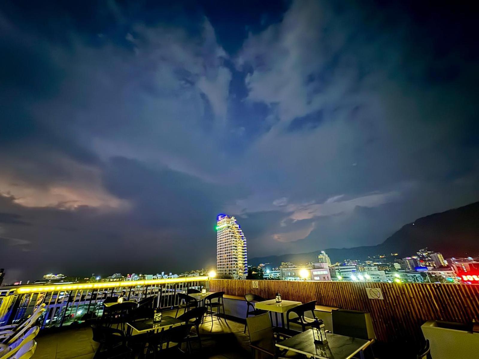 Cocoon Apk Resort & Spa Patong Exterior photo