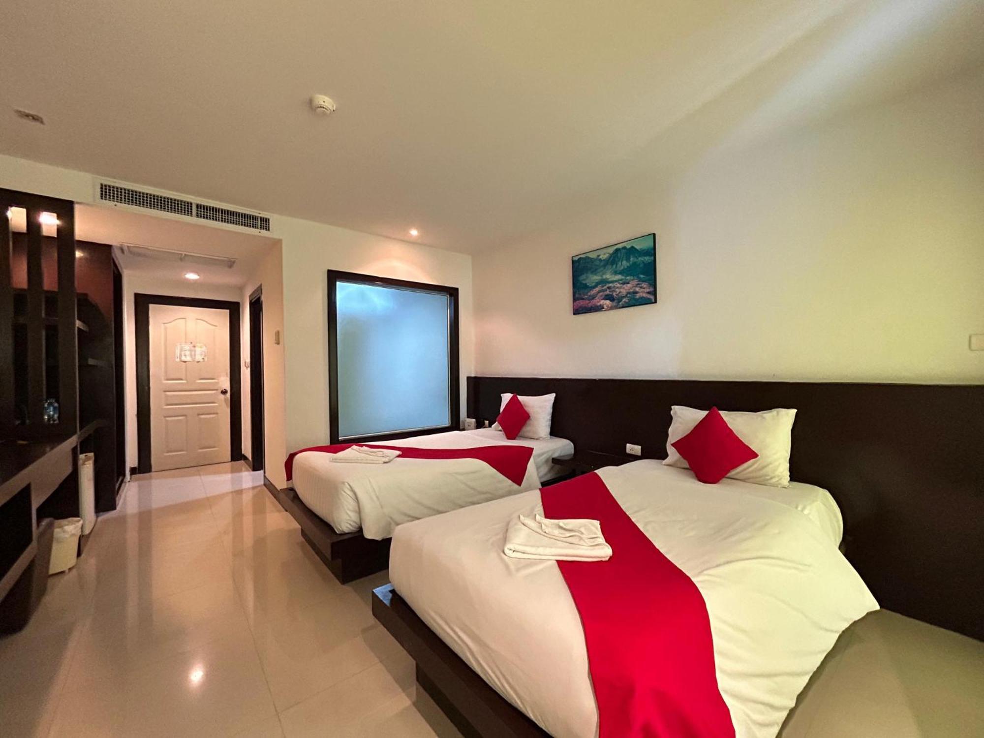 Cocoon Apk Resort & Spa Patong Exterior photo