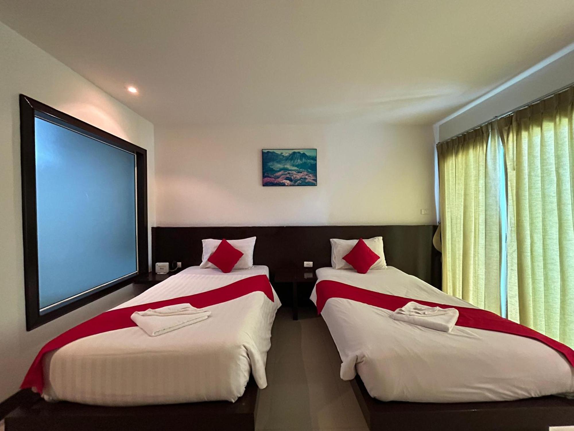 Cocoon Apk Resort & Spa Patong Exterior photo