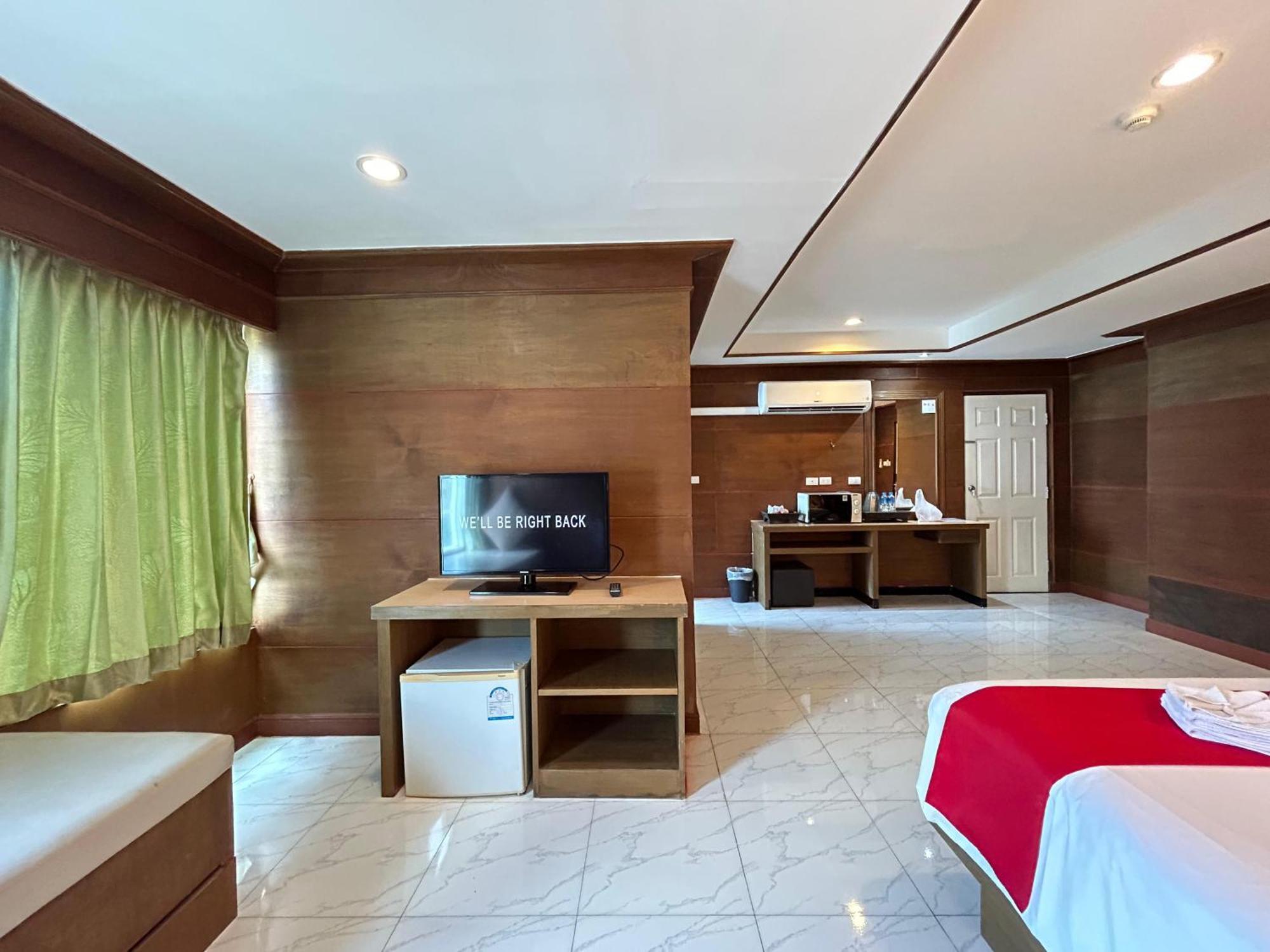 Cocoon Apk Resort & Spa Patong Exterior photo